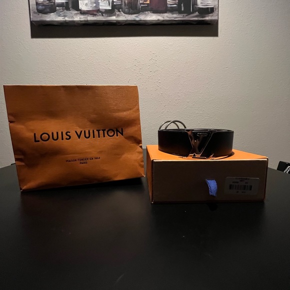 Louis Vuitton 40 mm, 90EU Or 34US, Reversible Belt - Picture 2 of 3